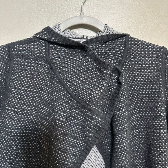 Ivivva Dream Embracer Wrap Hooded Cardigan 14 - Picture 3 of 6